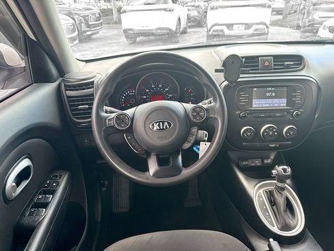 Used 2019 Kia Soul image 21