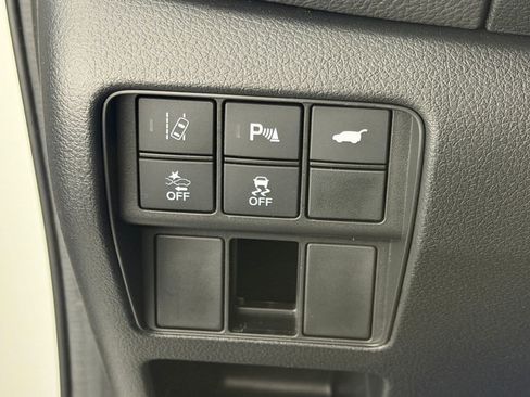 Used 2020 Honda CR-V Touring image 18