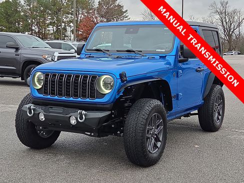 Used 2024 Jeep Wrangler Sport S image 2