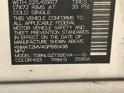 Used 2016 Nissan Rogue SV AWD/4WD image 26
