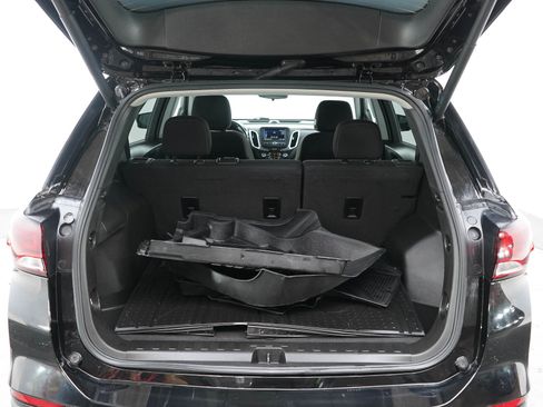 Used 2022 Chevrolet Equinox LT AWD/4WD image 16
