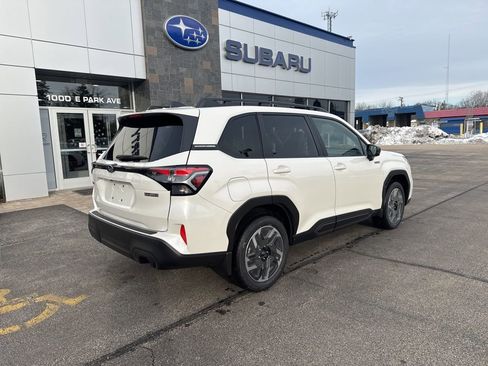 New 2025 Subaru Forester Limited image 4