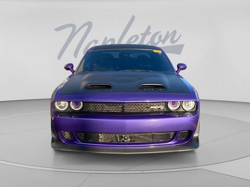 Used 2019 Dodge Challenger SRT Hellcat w/ Widebody Package RWD image 2