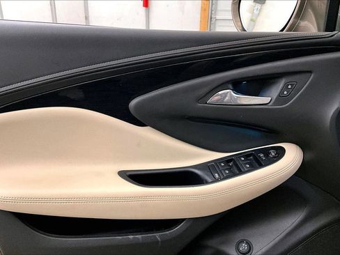 Used 2017 Buick Envision Preferred image 22