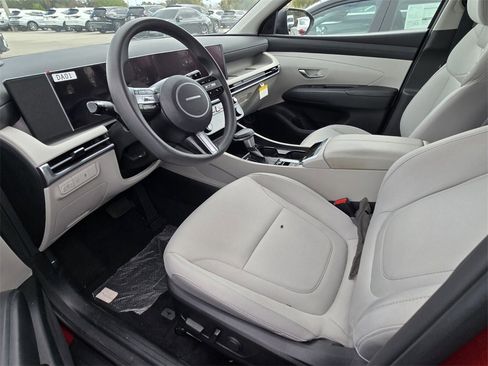 Used 2025 Hyundai Tucson SEL image 10