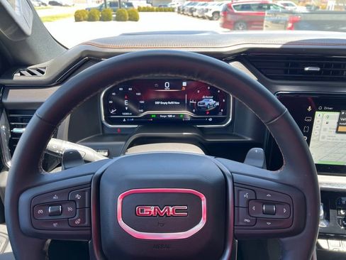 Certified 2025 GMC Sierra 1500 AT4 w/ AT4 Premium Package AWD/4WD image 21