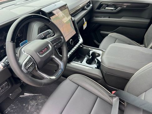 New 2026 GMC Yukon XL Elevation w/ Elevation Premium Package AWD/4WD image 7