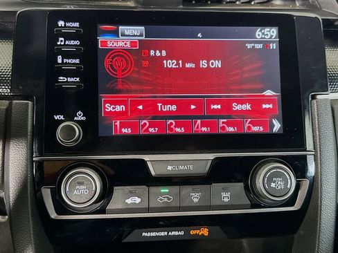 Used 2021 Honda Civic Sport image 17