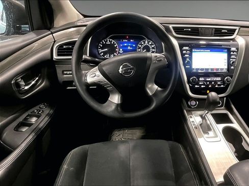 Used 2018 Nissan Murano S AWD/4WD image 17