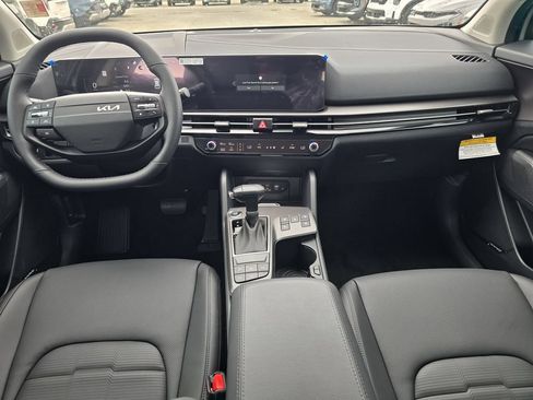 New 2026 Kia Sportage SX FWD image 13