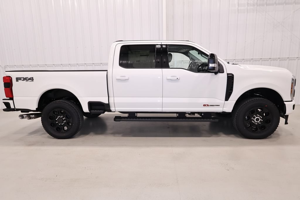 New 2026 Ford F350 Lariat w/ Black Appearance Package AWD/4WD image 2