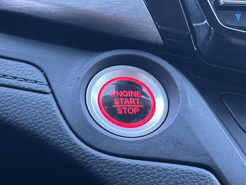 Certified 2024 Honda Odyssey EX-L image 9