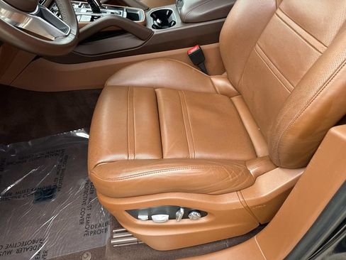 Used 2021 Porsche Cayenne S image 17