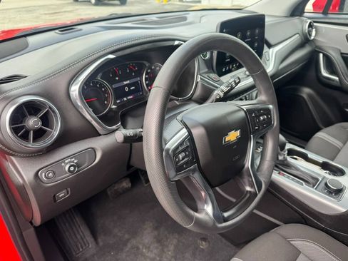 Used 2024 Chevrolet Blazer LT w/ Convenience Package FWD image 7