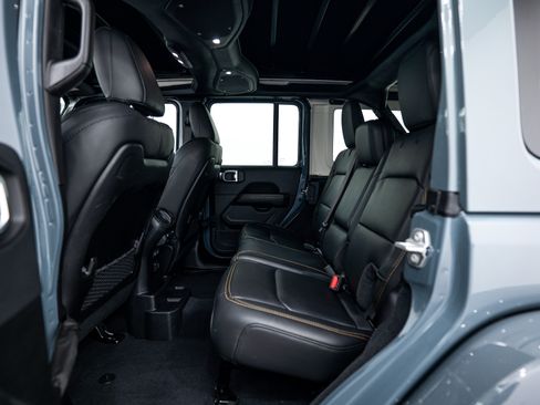 Used 2024 Jeep Wrangler Unlimited Rubicon 392 image 20