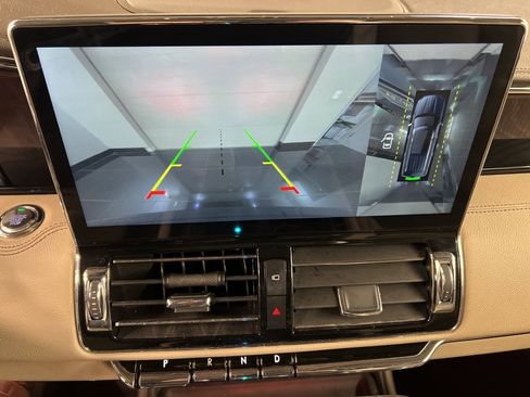 Certified 2022 Lincoln Navigator L Reserve image 12