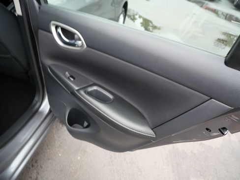 Used 2019 Nissan Sentra SV FWD image 24