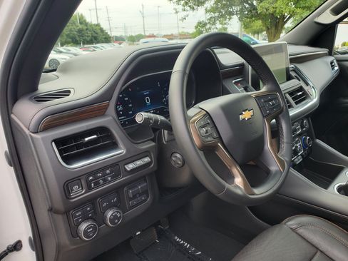Used 2023 Chevrolet Tahoe High Country AWD/4WD image 11