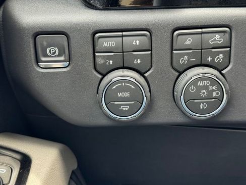 New 2026 Chevrolet Silverado 1500 ZR2 w/ ZR2 Bison Edition AWD/4WD image 21