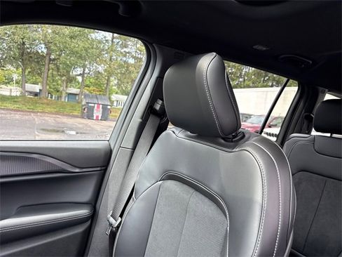 New 2025 Jeep Grand Cherokee L Altitude image 24