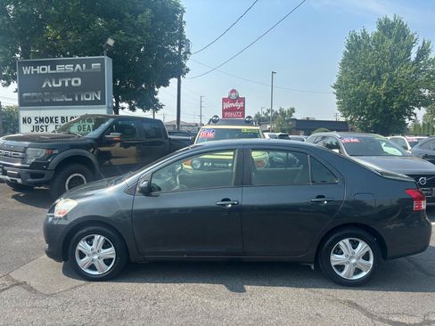 Used 2012 Toyota Yaris Sedan FWD image 2