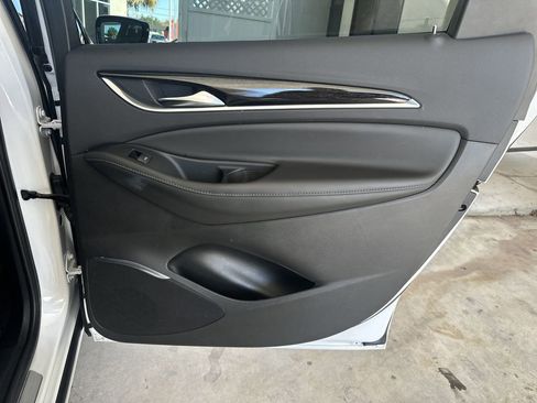 Used 2021 Buick Enclave Avenir w/ Avenir Technology Package image 35