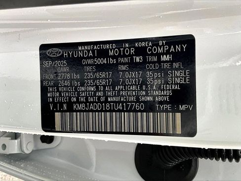 New 2026 Hyundai Tucson Blue SE image 13