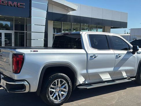 Used 2022 GMC Sierra 1500 SLT AWD/4WD image 8