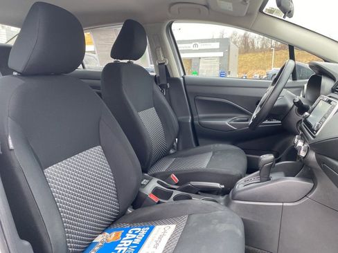 Used 2023 Nissan Versa S image 11