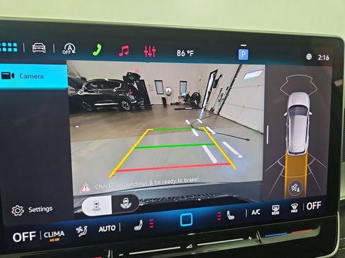New 2026 Volkswagen Tiguan SE AWD/4WD image 19
