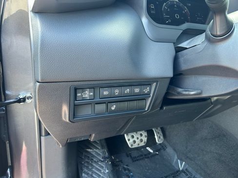Used 2024 Toyota Tundra Limited w/ TRD Off-Road Package AWD/4WD image 19