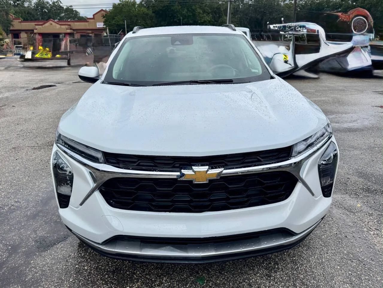 Used 2026 Chevrolet Trax LT FWD image 8