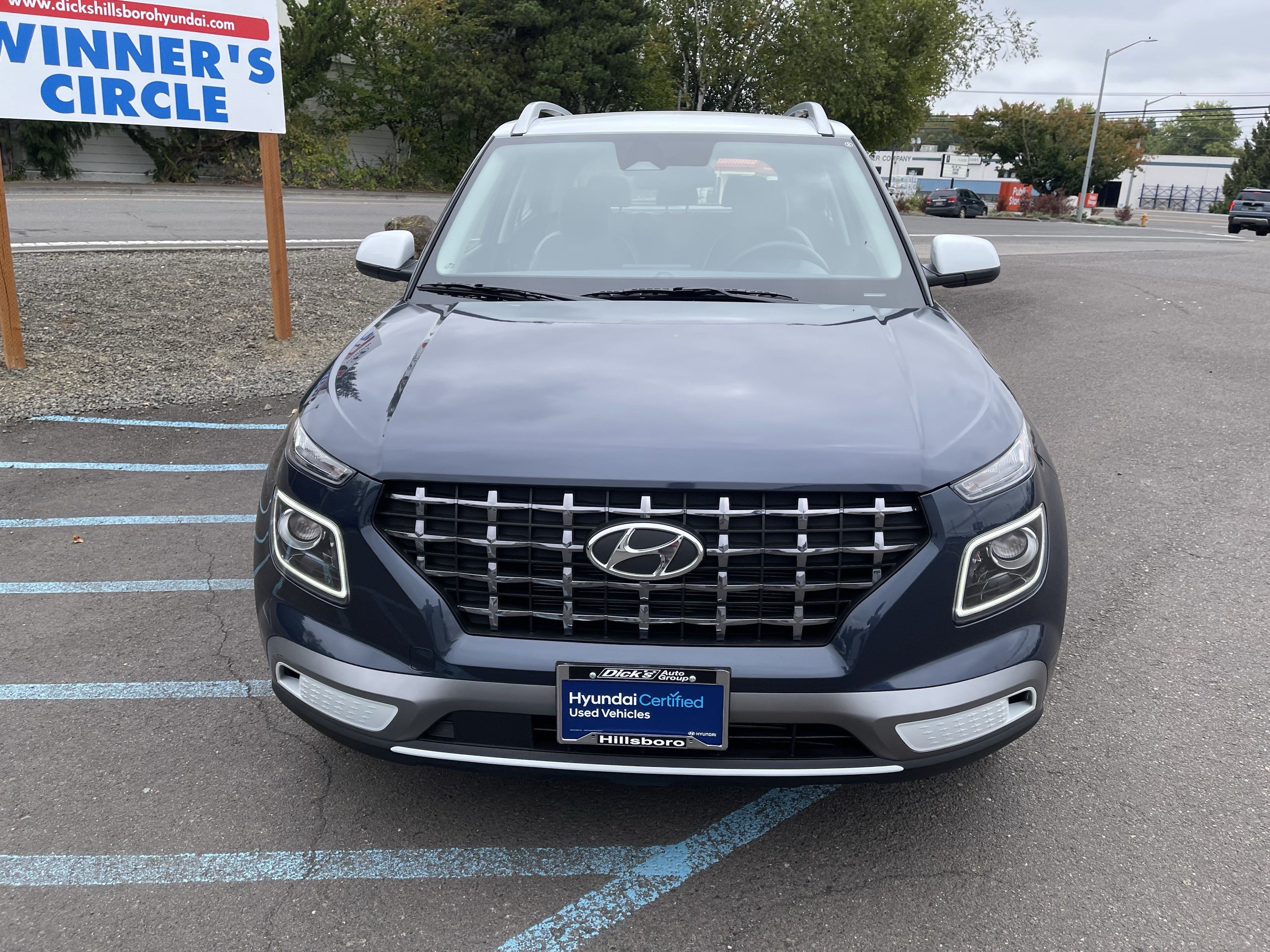 Certified 2025 Hyundai Venue Limited FWD image 8