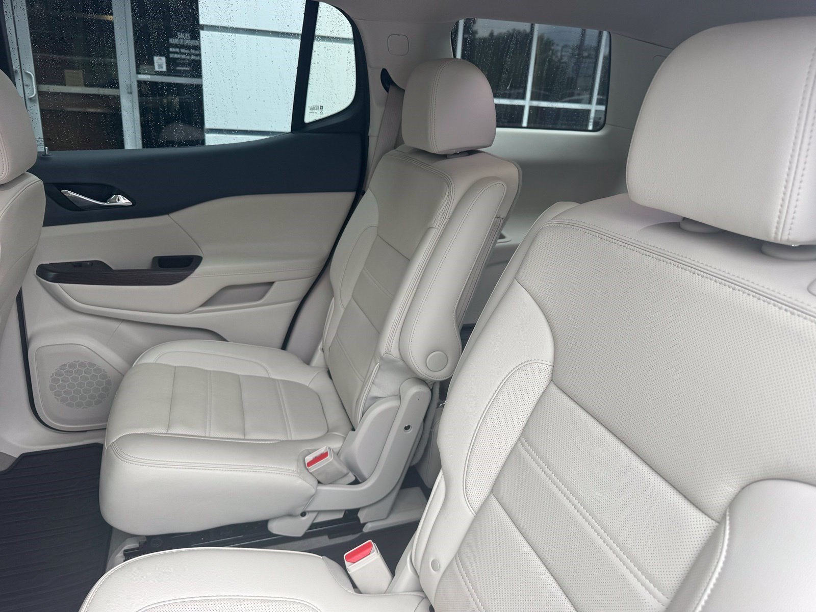 Used 2020 GMC Acadia Denali w/ Trailering Package FWD image 25