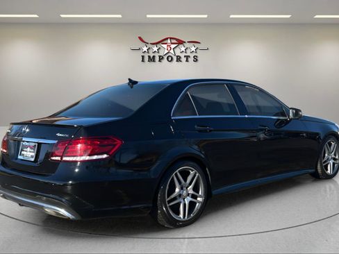 Used 2016 Mercedes-Benz E 350 4MATIC Sedan image 5