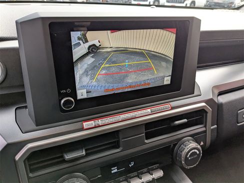 Used 2025 Toyota 4Runner SR5 image 12