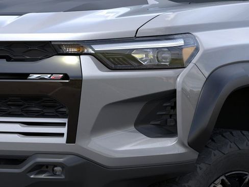 New 2026 Chevrolet Colorado ZR2 image 10