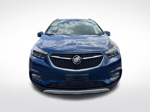 Used 2019 Buick Encore Essence FWD image 2