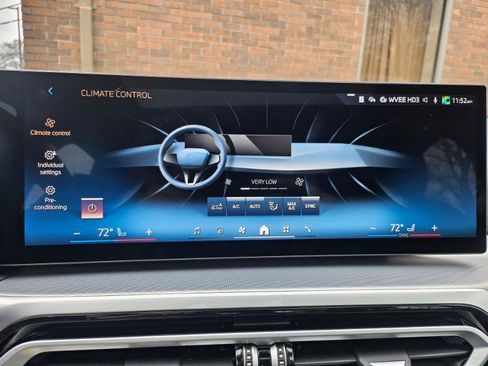 Used 2024 BMW i4 eDrive40 w/ Premium Package RWD image 51