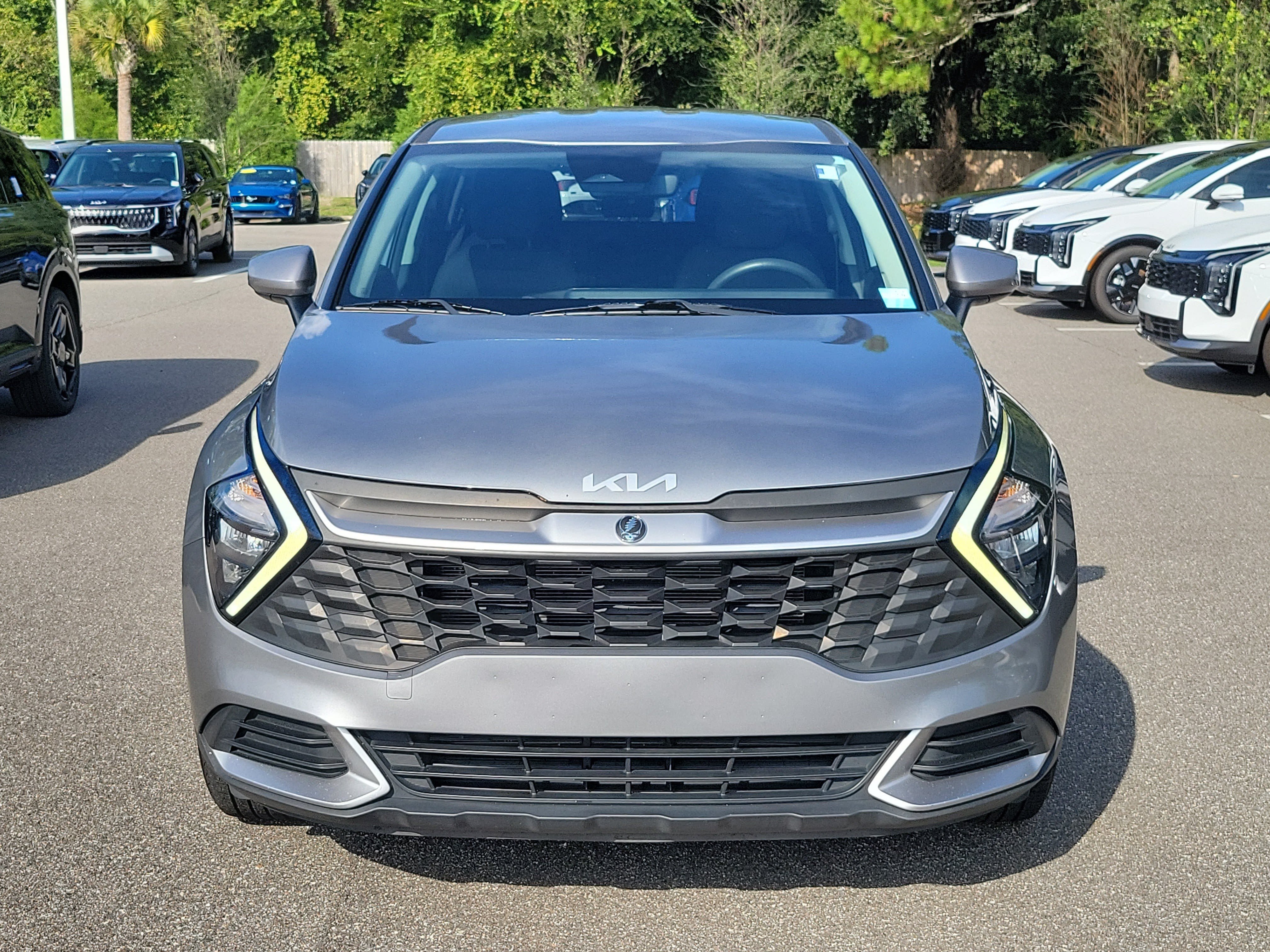 Certified 2023 Kia Sportage LX FWD image 2