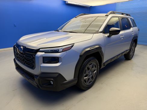 Used 2026 Subaru Outback Premium AWD/4WD image 4