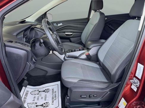 Used 2016 Ford Escape SE FWD image 10