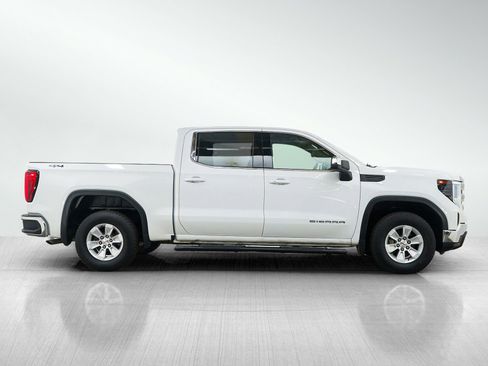 Used 2023 GMC Sierra 1500 SLE w/ Enhanced Capability Package image 6