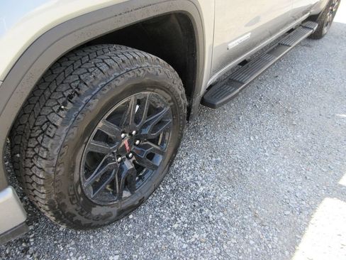 New 2026 GMC Sierra 1500 Elevation w/ Elevation Premium Package AWD/4WD image 12