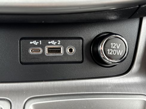 Used 2023 Nissan Murano SV image 25