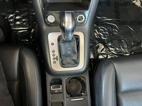 Used 2016 Volkswagen Tiguan S FWD image 19
