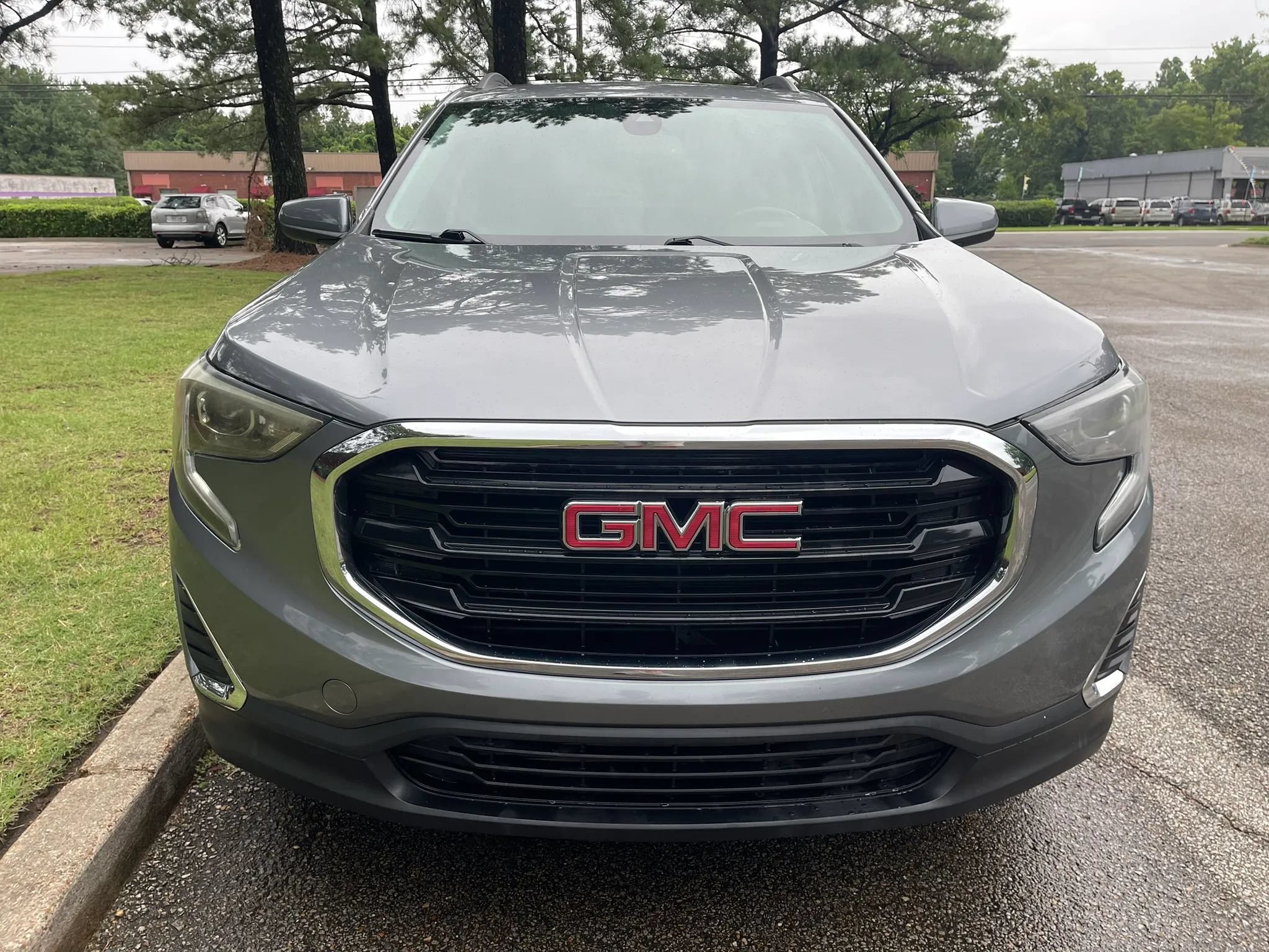 Used 2020 GMC Terrain SLE w/ Driver Convenience Package FWD image 8