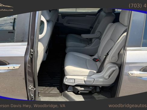 Used 2018 Honda Odyssey EX-L image 11