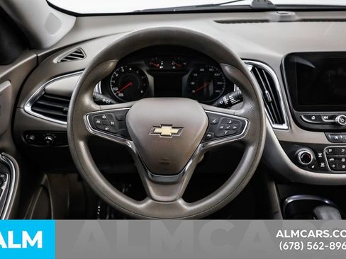 Used 2021 Chevrolet Malibu LT FWD image 27