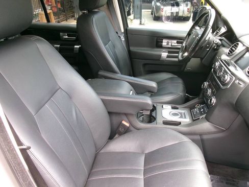 Used 2015 Land Rover LR4 HSE AWD/4WD image 11